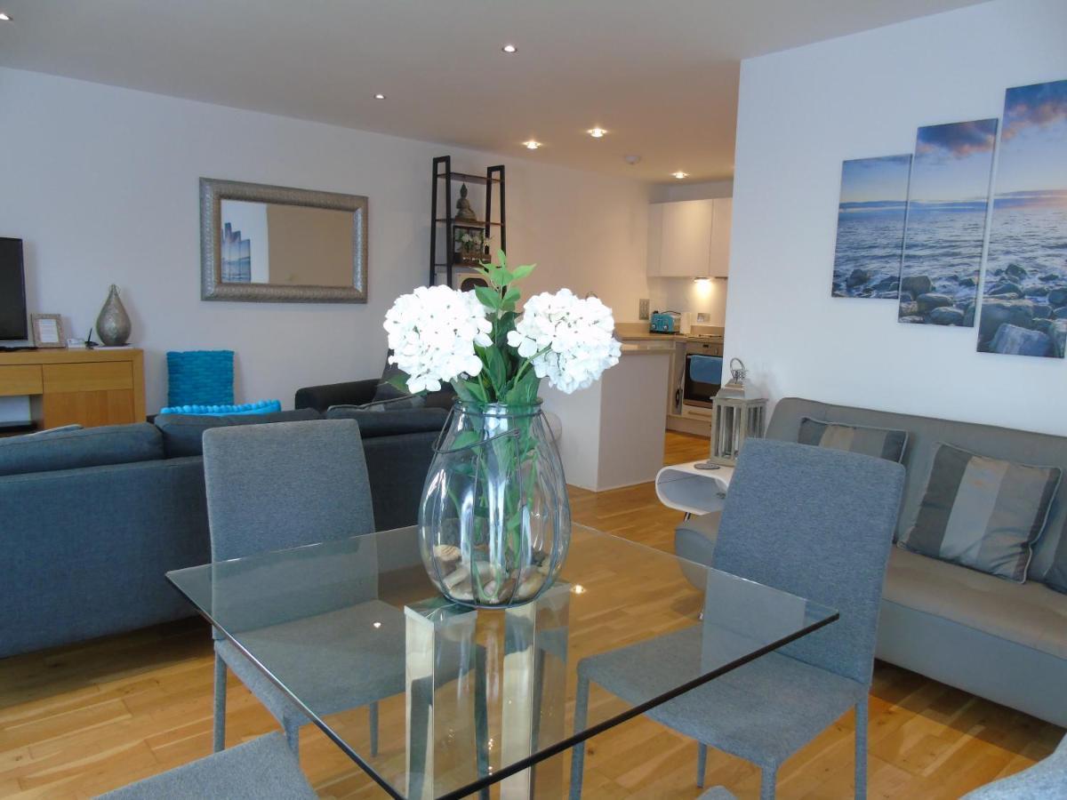 Seaview, Luxury Apartment, 2 Min Walk To Porth Beach Newquay  Ngoại thất bức ảnh