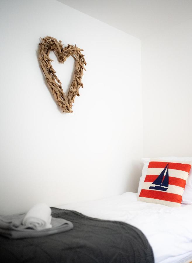 Seaview, Luxury Apartment, 2 Min Walk To Porth Beach Newquay  Ngoại thất bức ảnh